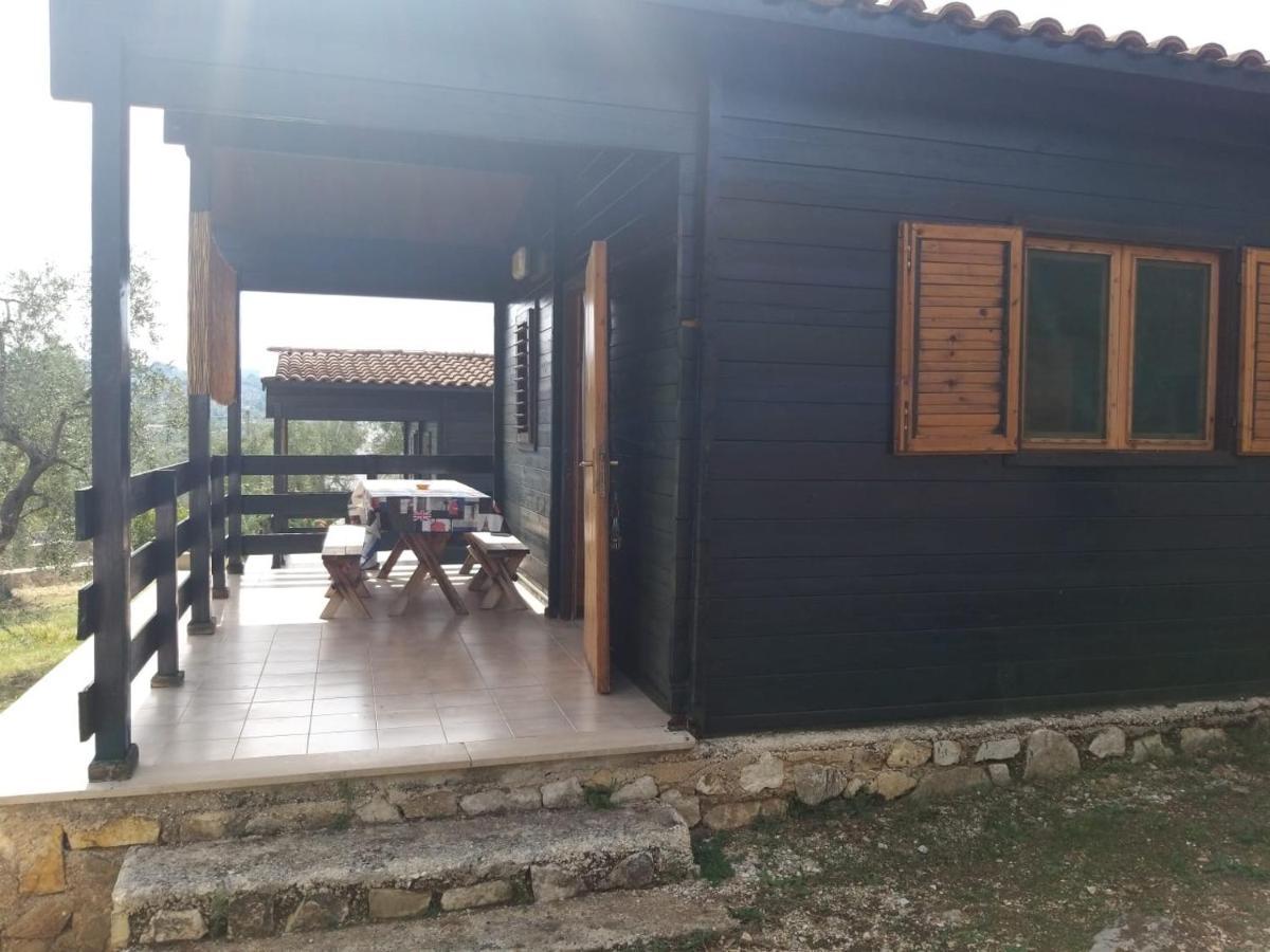 Agriturismo Della Torre Пескічі Екстер'єр фото